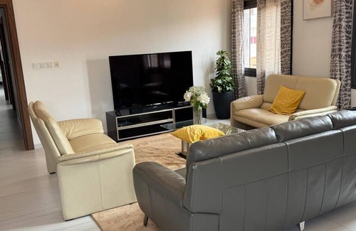 Lome Apartment | ESSOWASIM & Bernd