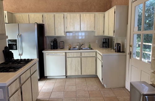 Beaufort House | Estate lot! Waterfront! Views of the downtown! A vacationer’s dream home!