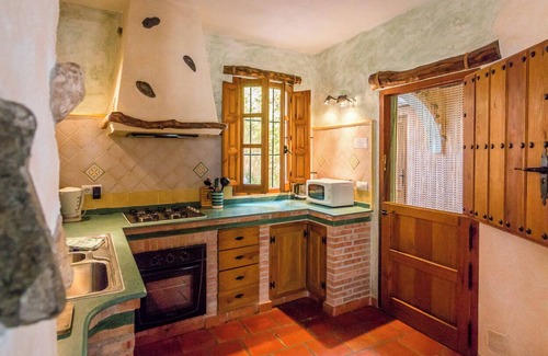 Guajar Faraguit House | Estrella: 2-bedroom with cave pool! Enjoy mountains, beach and Granada/Malaga