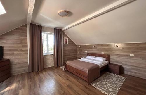 Klavdiyevo-Tarasove Hotel | Ethno Complex Ukrayinske Selo