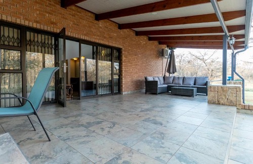 Mookgopong House | Euphoria Golfers letting House 405 Euphoria golf and life style estate