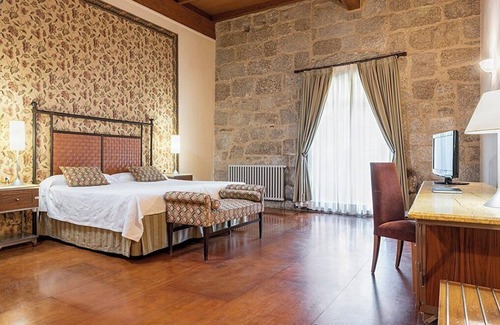 Leiro Hotel | Eurostars Monumento Monasterio de San Clodio Hotel