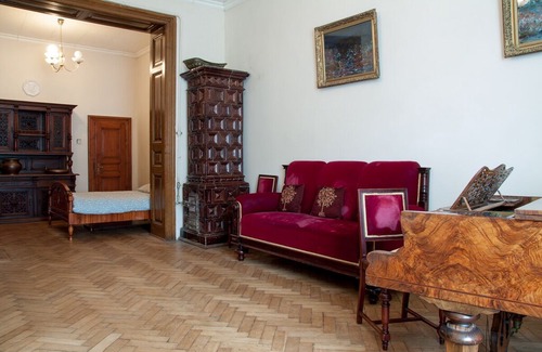 Lviv City Center Apartment | "Eva Stories" Movie Apartment in Львів