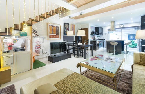 Puerto Maritimo House | EVAMAS - Chalet with terrace in PALMA DE MALLORCA. Free WiFi