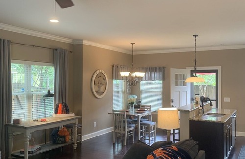 Auburn Condo | Event Day Condo 5 blocks to Auburn stadium/arena