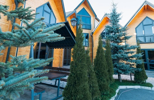 Tsaghkadzor Cottage | Everest Rest House