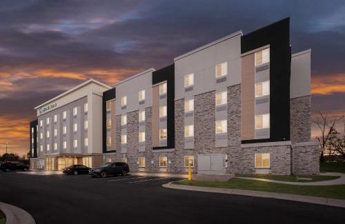 Huntsville Hotel | Everhome Suites Huntsville - Research Park