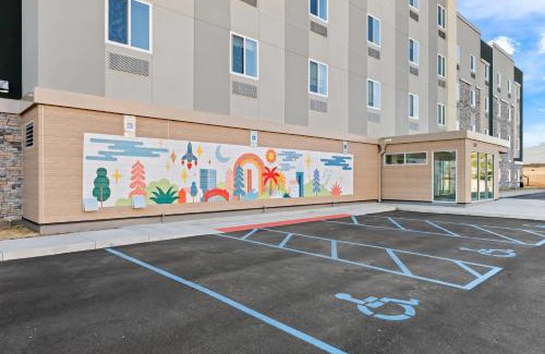 Huntsville Hotel | Everhome Suites Huntsville - Research Park