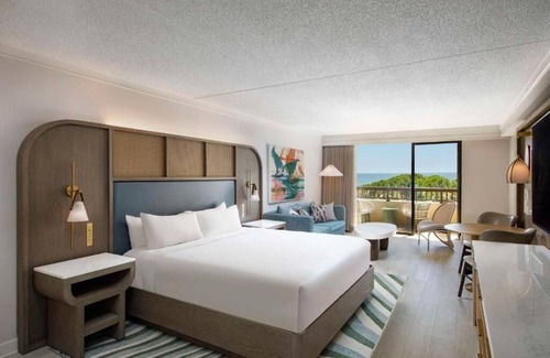 Shipyard Plantation Hotel | Everything You Need For The Perfect Vacation! Beachfront, with Outdoor Pool!