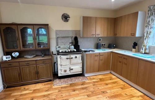 Rosslea House | Ewe view cottage