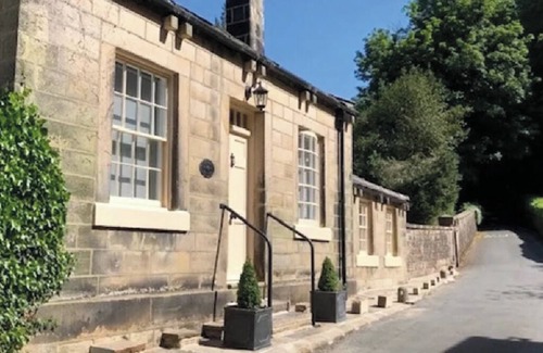 Todmorden Cottage | Ewood Cottage - Exquisite Country Cottage