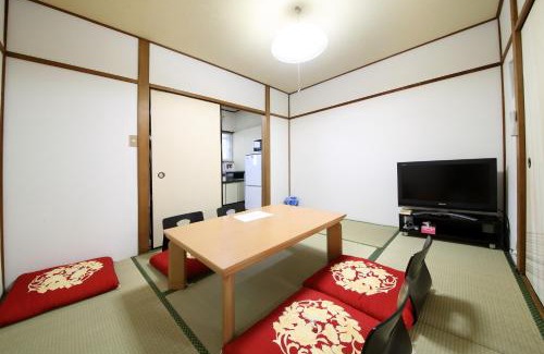 Matsubara Apartment | EX Two-story old private house Matsubara