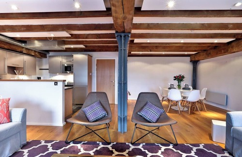 Docklands Apartment | ExCel Warehouse Conversion by Wild Roses