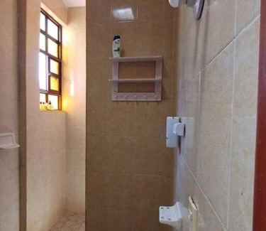 Del Cerrillo Apartment | excelente casa inka con cochera en el centro