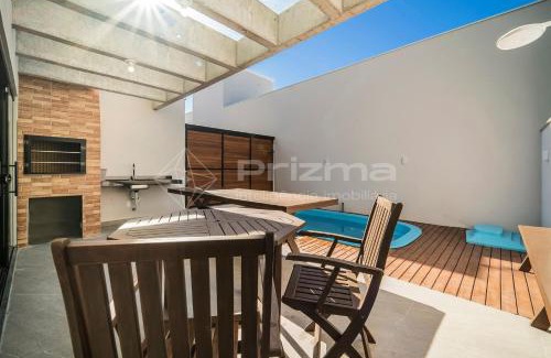 Mariscal House | Excelente duplex geminado na Praia de Mariscal.