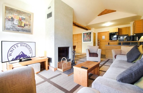 Flaine Apartment | Exceptional 3-bed penthouse apartment with fireplaces and stunning views