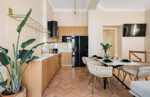 Stradom Apartment | Exceptional Apartment with Garden in Krakow