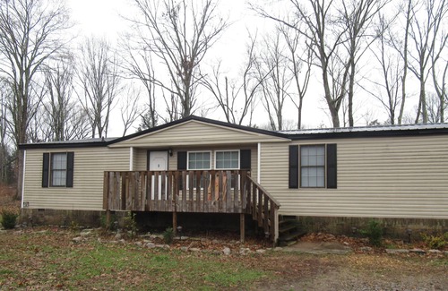 Unionville House | Exceptional find! Chapel Hill Tn. Private home on 8 private acres.