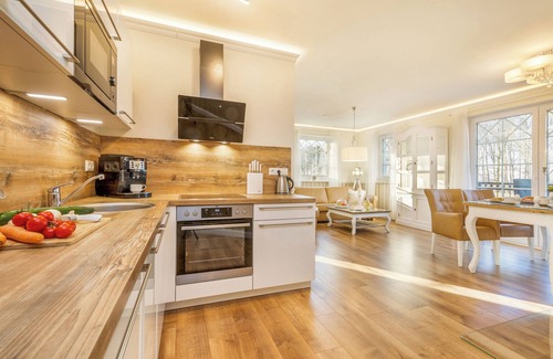 Zingst Apartment | Exclusive disabled-friendly apartment on the first floor of Villa Strandblic