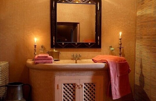 Gueliz House | EXCLUSIVE, Authentic Berber Kasbah, view on the Atlas, hammam, swimming pool .