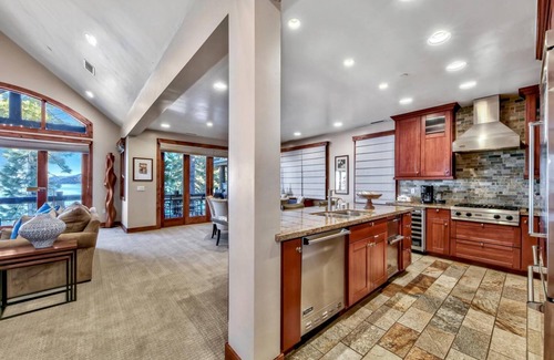 Sierra Shores Condo | Exclusive! Balconies w/lake views, 3 masters, 2 kings, Pool,AC+Sierra Shores