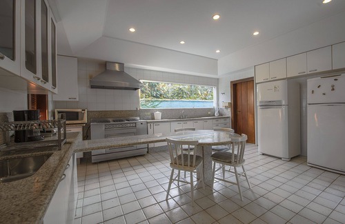 Village da Ferradura House | Exclusive house on the edge of Ferradura Beach