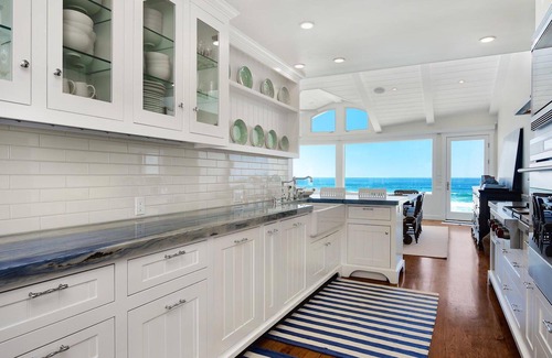 La Jolla Shores House | Exclusive La Jolla Shores Beachfront Estate with stunning ocean views & spa