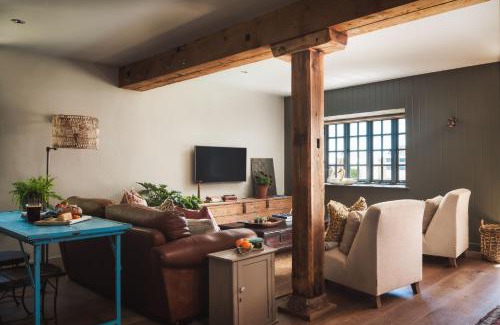 Bradninch House | Exe Valley Retreat