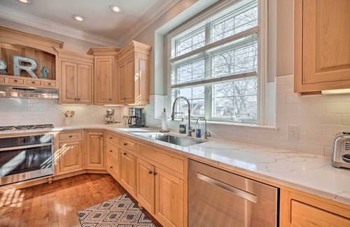 Syracuse House | Executive Home w/Heated Pool on Lake Wawasee