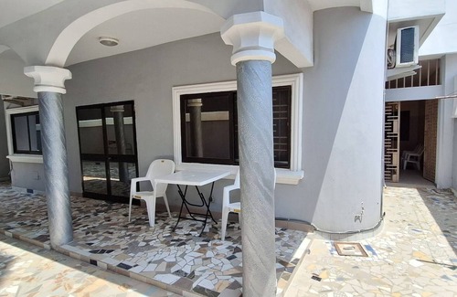 Littoral Department Apartment | Executive King-Size Bed Room In Akpakpa Cotonou Benin