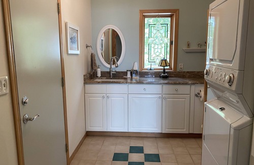 Lake Koshkonong House | Executive Lakefront Home 30 Minutes From Madison!