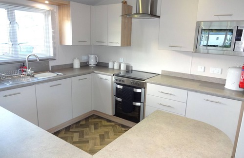 Tattershall Cabin | Executive Lodge with Hot Tub, 3 Bedrooms, 2 bathrooms at Tattershall Lakes