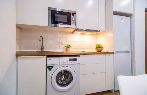 La Trinidad Apartment | Executive Premium Studio with Terrace - Malaga Center