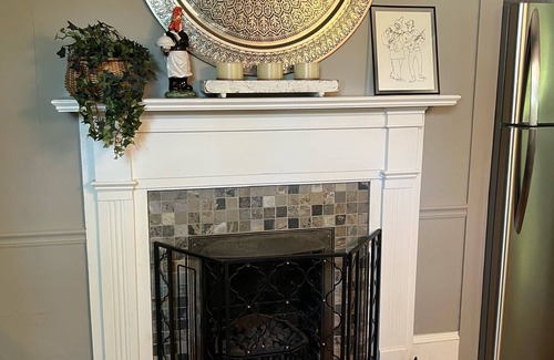 Thomasville House | Executive Suite On Park Ave.