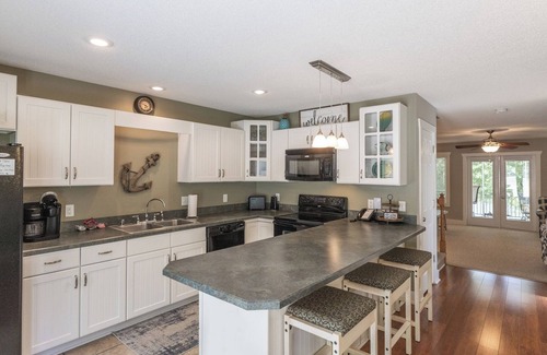 Grand Rivers Condo | Executive Two Bedroom Pond View Condo