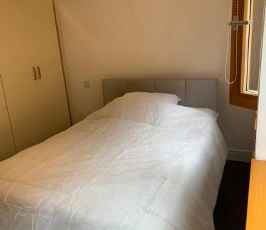 Dublin Apartment | Exhilarating 2BD Flat with Outdoor Patio Dublin!