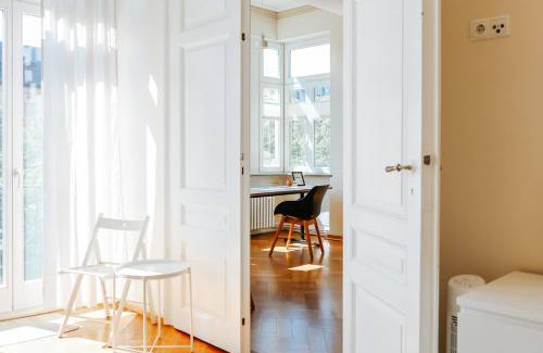 Mannheim Apartment | Exklusiver Altbau in Bestlage - namastay!
