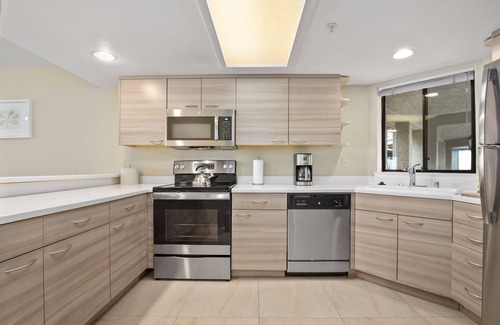 Rio del Mar Villa | Expansive Ocean Views-Prime Condo at Seascape!