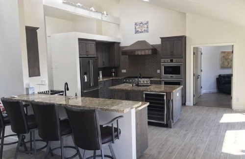 Mendocino House | Expansive Ocean Views, Totally Remodeled, 5 Min to Village