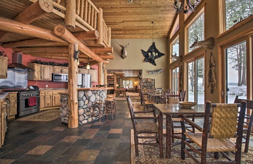 Emily Cabin | Expansive Ruth Lake Home w/Dock, Fire Pit & Beach