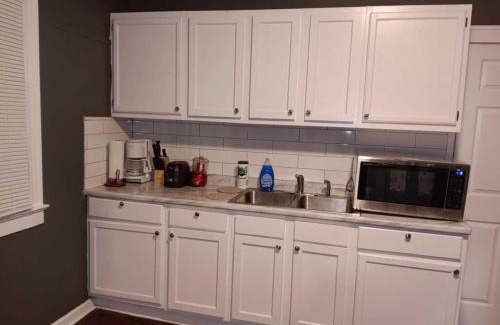 Garfield Heights Apartment | Experience a home near Cleveland Clinic & parks