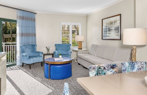 Palmetto Dunes Resort | Experience Family Fun and Coastal Charm at Marriott's Barony Beach- 2 Bd Garden