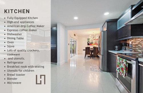 Richmond West House | Experience Miami's Bongo's House Private Pool and Game Room Luxury Rental L54