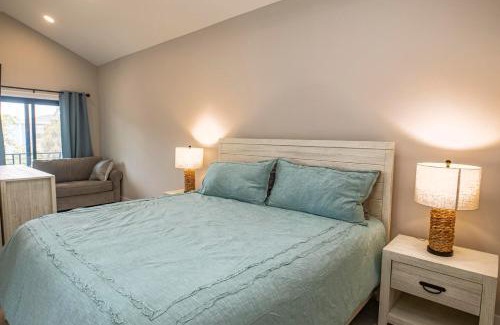 Sweetgrass House | Experience Modern Coastal Living in this Beautifully Designed 4-Bed, 4-Bath Home