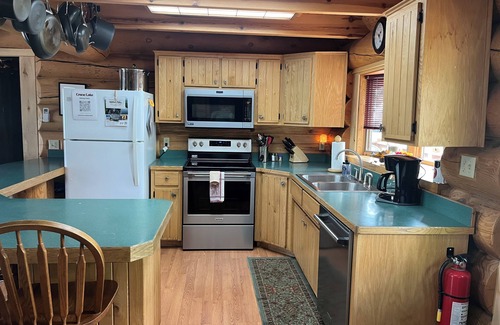 Crane Lake Cabin | Experience serene views of Crane Lake