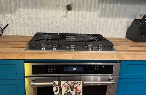 Sky Valley House | Experience “Splendor in The Mountains” 3 levels,5 bedrooms ,3.5 bath Sleeps 17!