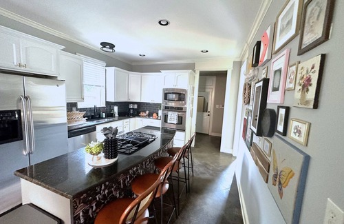 Cooper-Young Historic District House | Experience the Best of Midtown Memphis at Elzey House