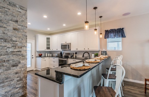 Tarpon Springs House | Experience the Captain's Quarters. A Historic 1920 American Four Square.