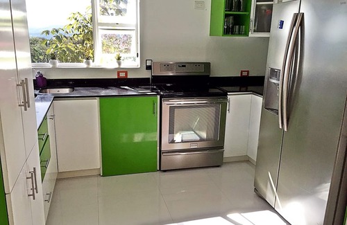 Grecia House | Experience the Costa Rican Pura Vida Style in our houseš