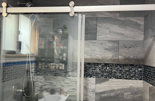 East San Jose Apartment | Experience the Lifestyle in this cozy studio in the heart of Silicon Valley.